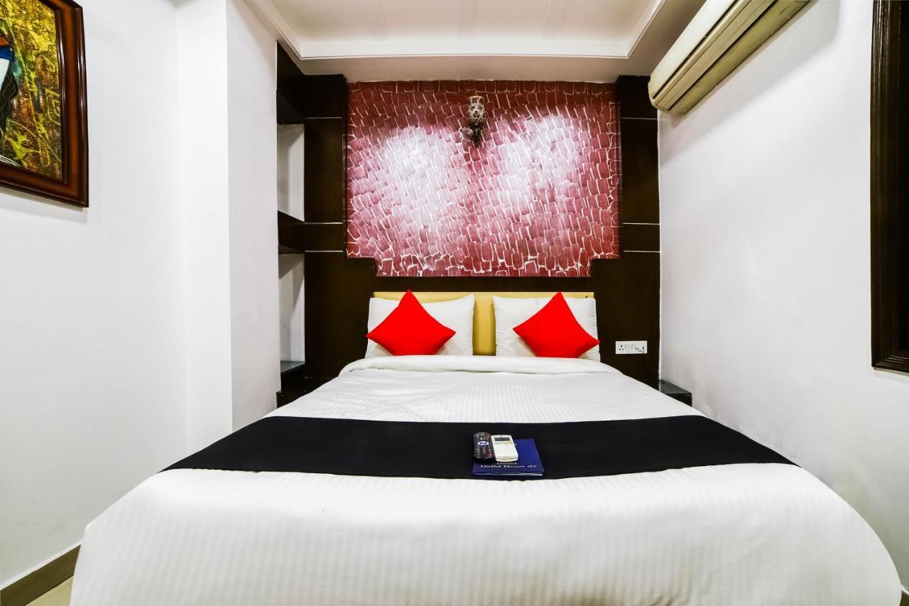 Capital O 6408 Hotel Delhi Heart Нью-Дели Экстерьер фото